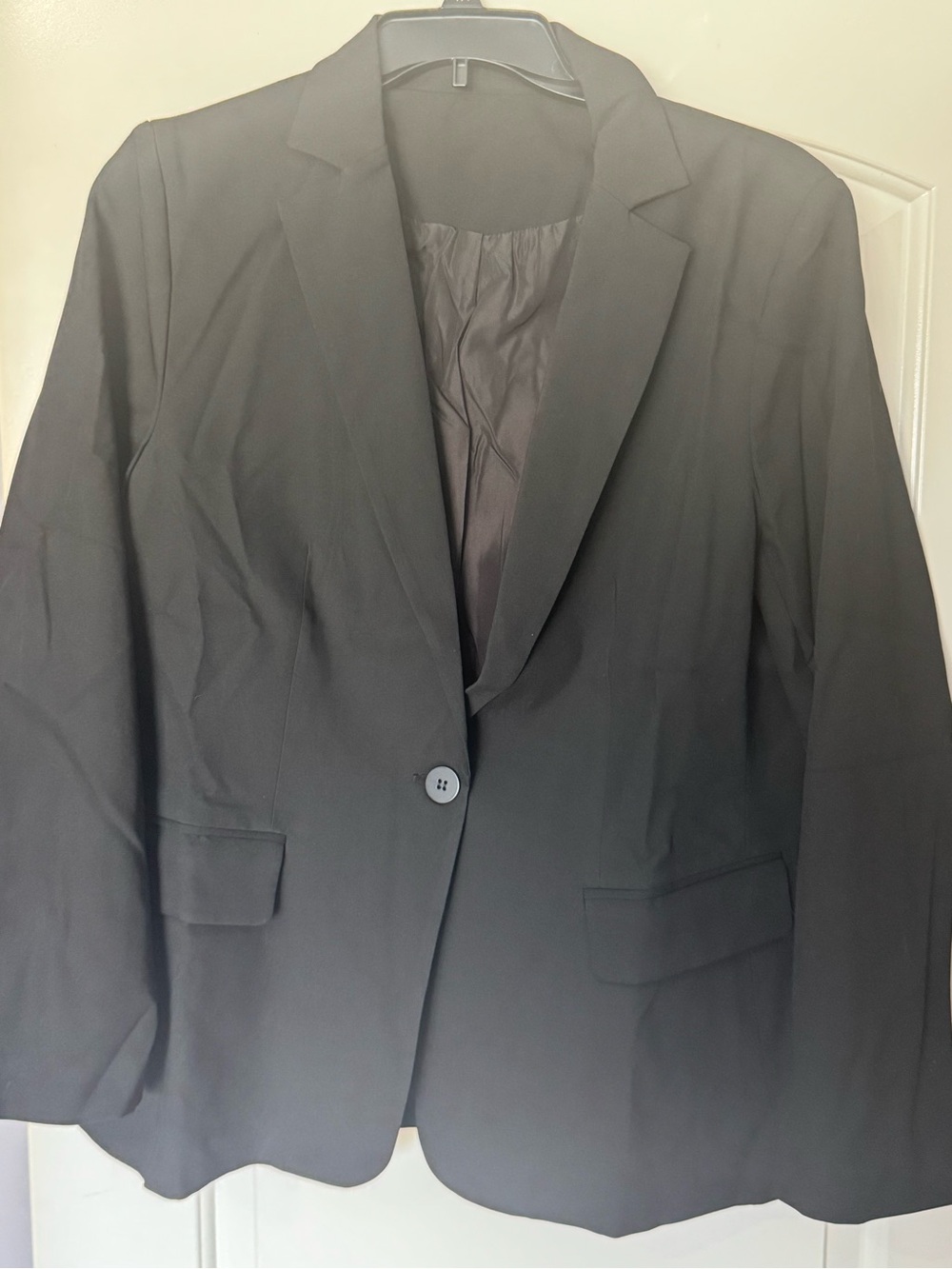 Calvin Klein Men's Black Single-Button Blazer - Classic Notch Lapel